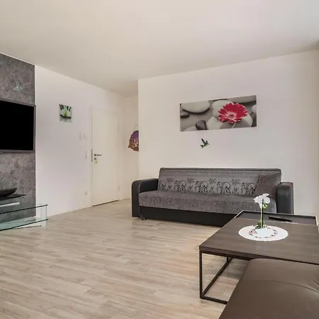 Familien-apartment 6 *