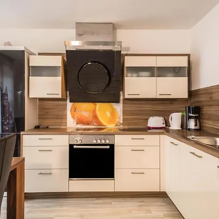 Familien-apartment 6 *