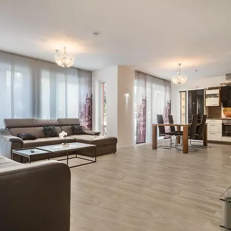 Familien-apartment 6 아파트 미르스부르크